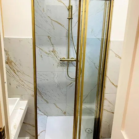 Triplex A Montmartre - Sauna Daire
